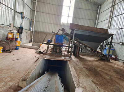 一次及时的现场巡检 10立方有机肥发酵设备翻堆机维护纪实